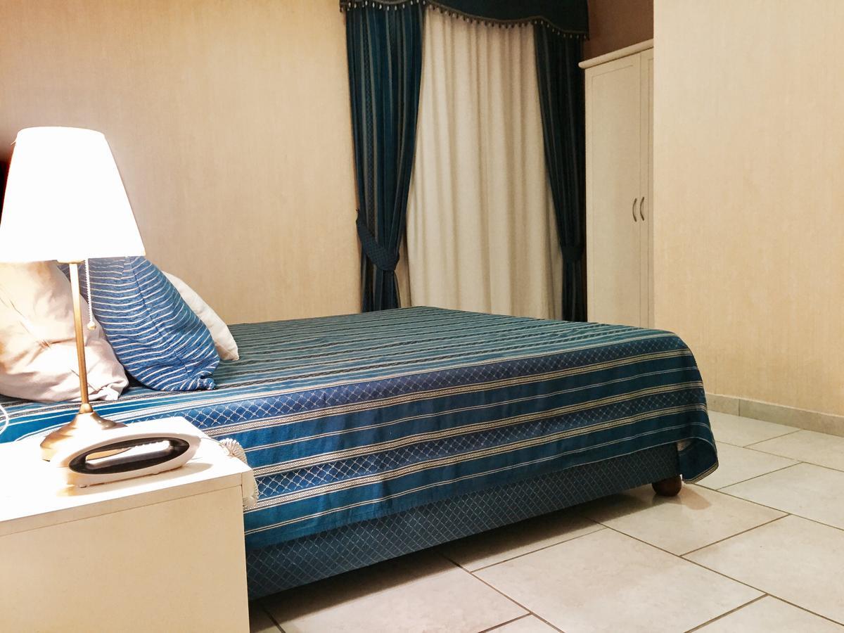 La Fontanina Hotel Джульяно-ин-Кампанья Экстерьер фото